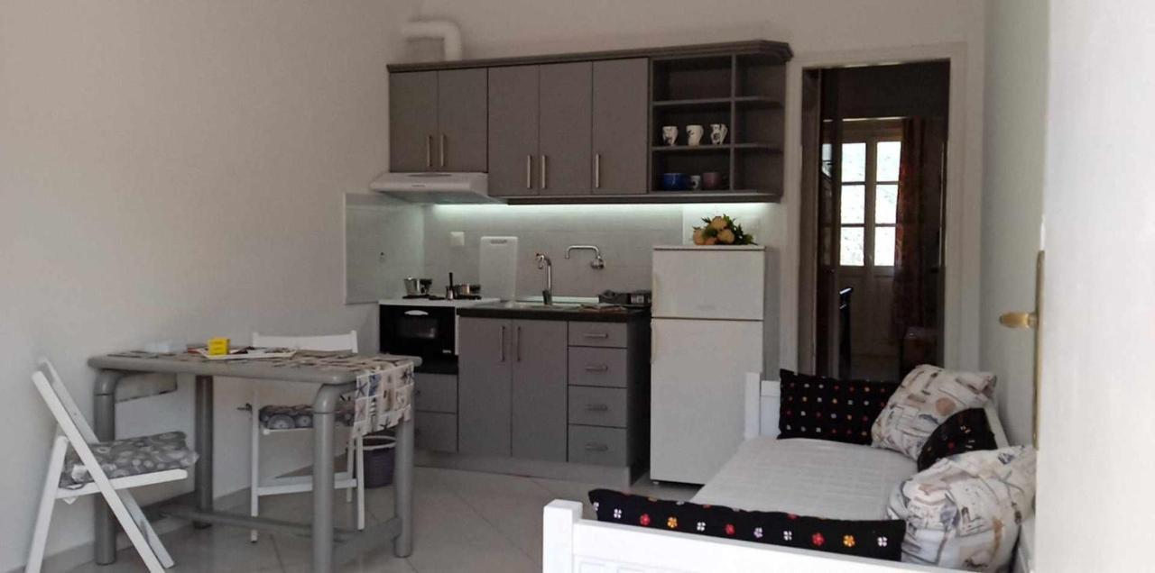 Andros Lighthouse Apartments Mesaria  Bagian luar foto